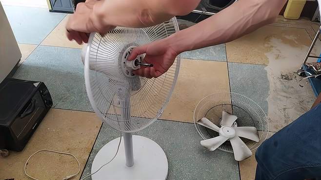 电风扇维修